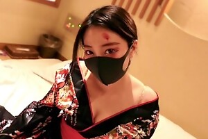 Fuck a cute Japanese girl wearing a Kimono in Halloween pitch-dark - 着物姿の彼女にご奉仕セックスしてもらうハロウィン主観動画