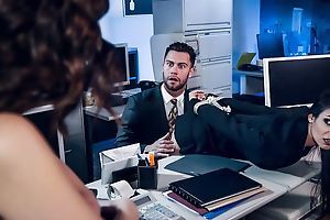 Pair of stunning brunettes fuck one lucky beside chum around with annoy office